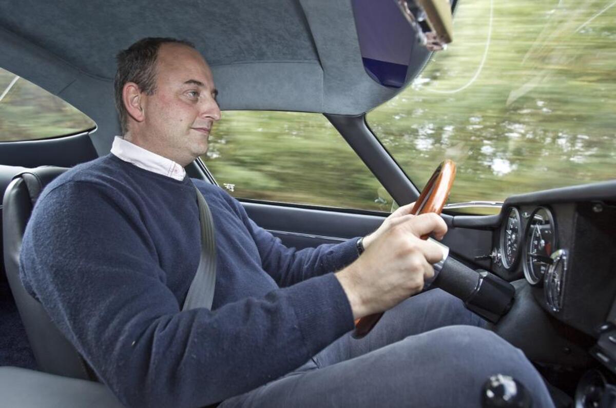 Driving Eagle E-type GT Coupé