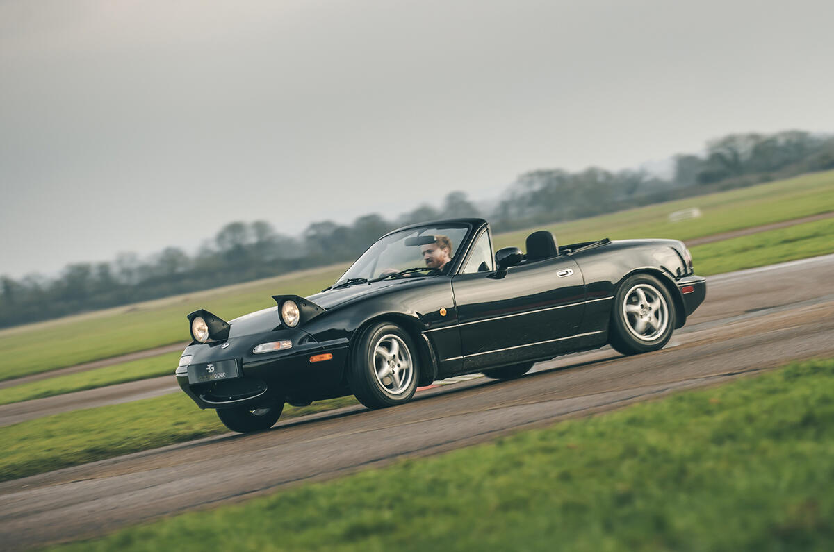 electrogenics mazda mx5 2025 jh 4 (1) electrogenics mazda mx5 2025 jh 4 (1)