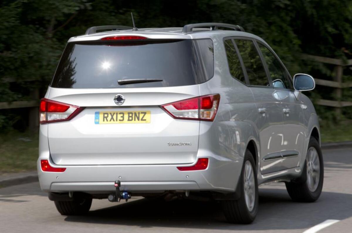 Ssangyong Turismo rear