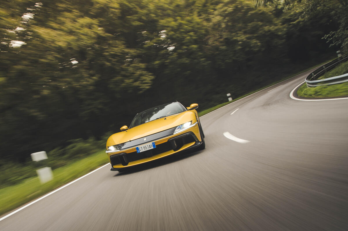 ferrari 12 cilindri jh 2024 112