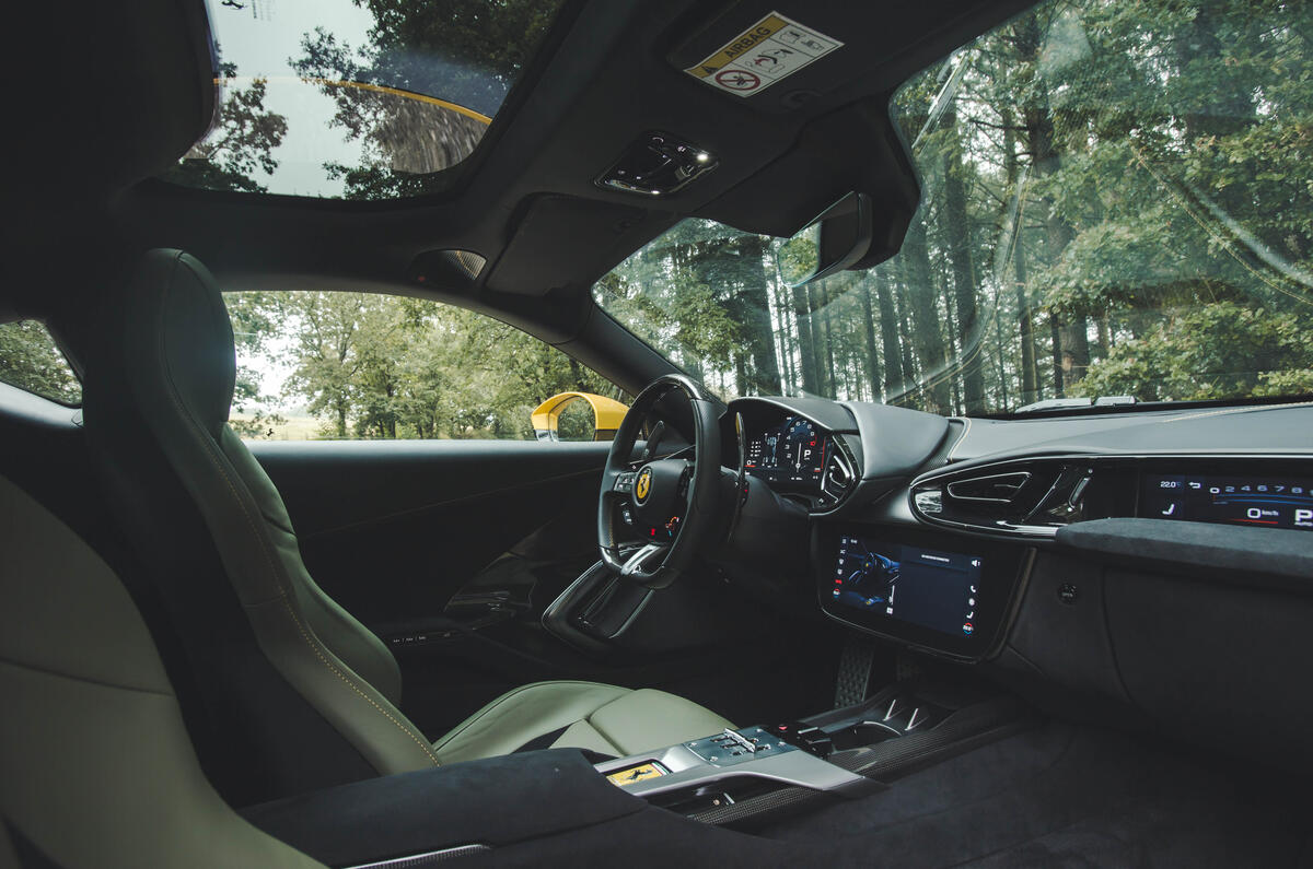 ferrari 12 cilindri jh 2024 5