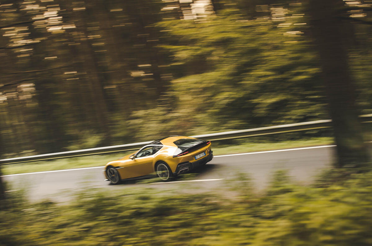 ferrari 12 cilindri jh 2024 59