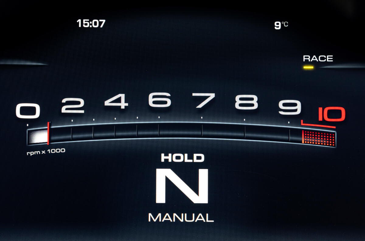 Ferrari 12cilindri Spider review 2026 10
