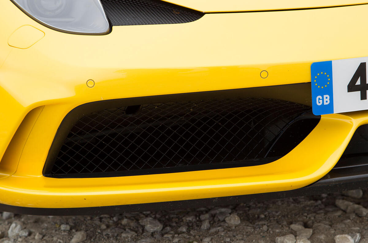 Ferrari 458 Speciale air intake
