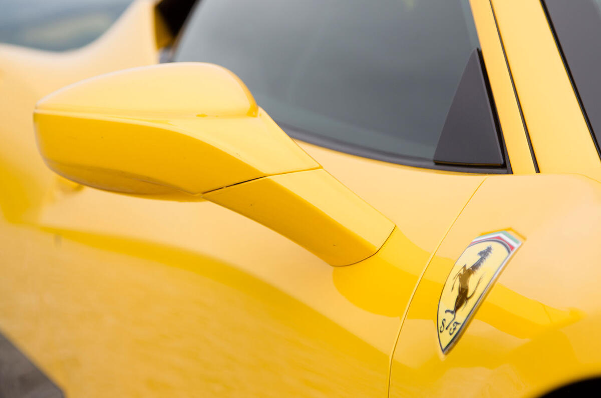 Ferrari 458 Speciale wing mirror
