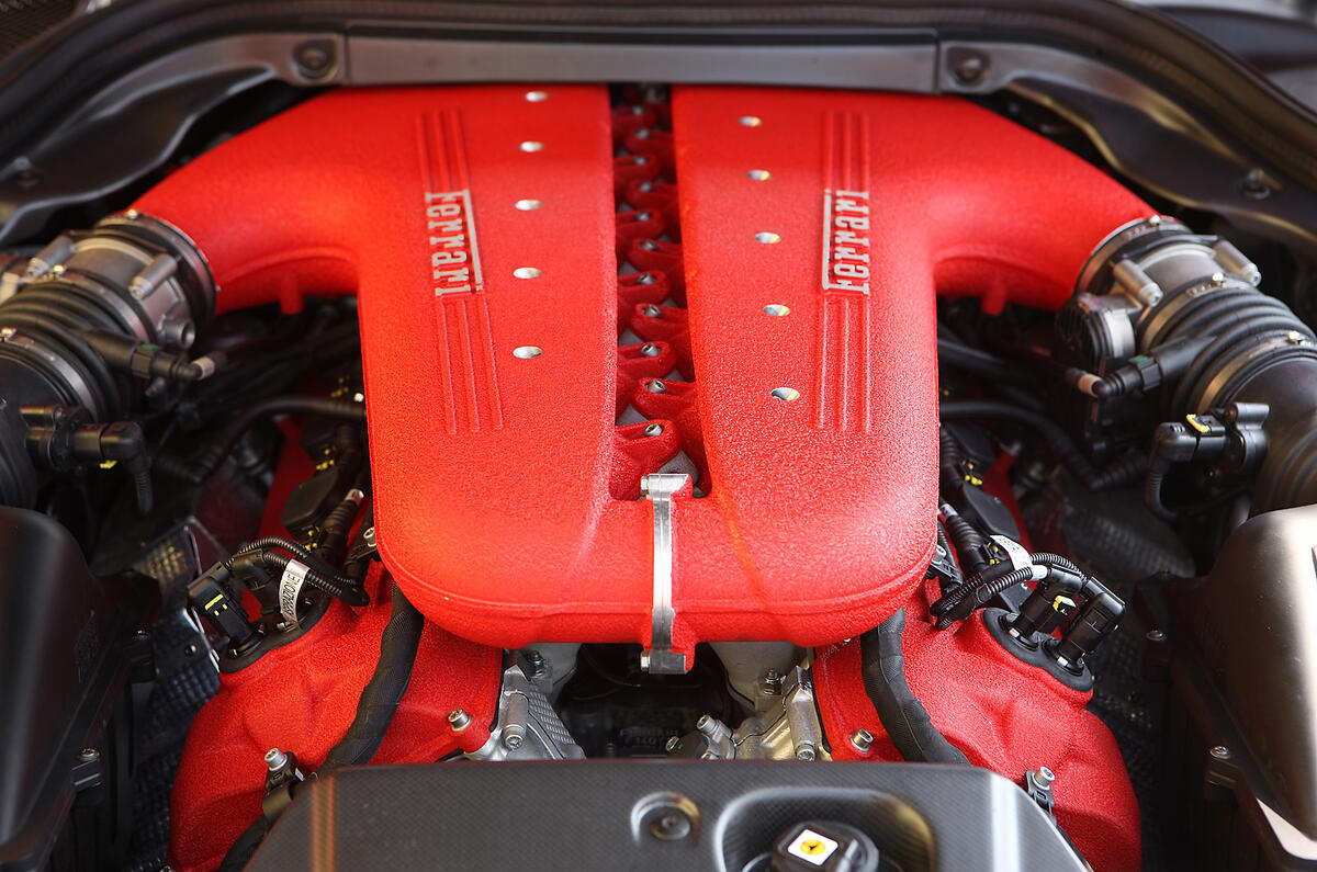 Ferrari 599 GTO V12 engine
