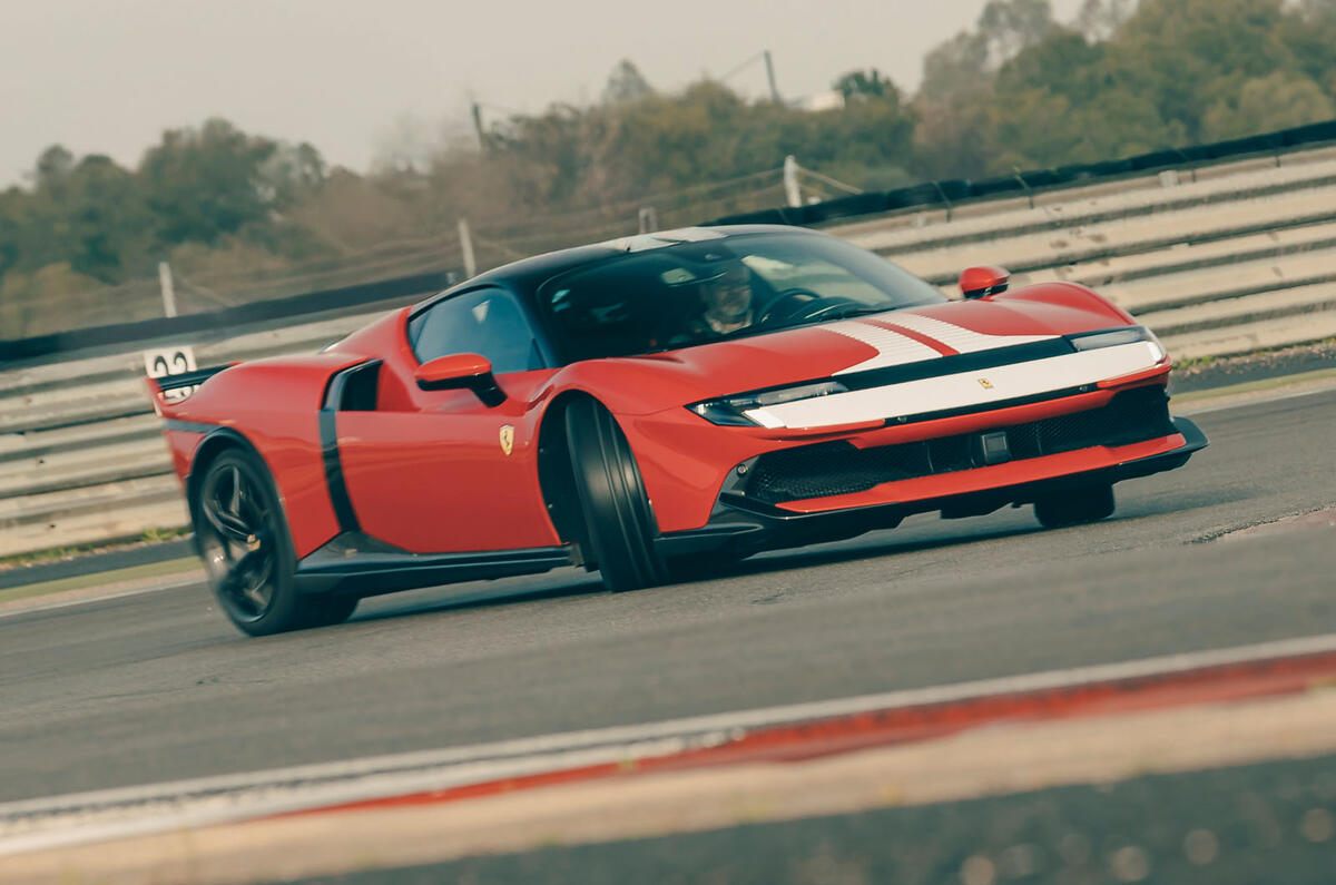 Ferrari 849 Testarossa review 2026 027