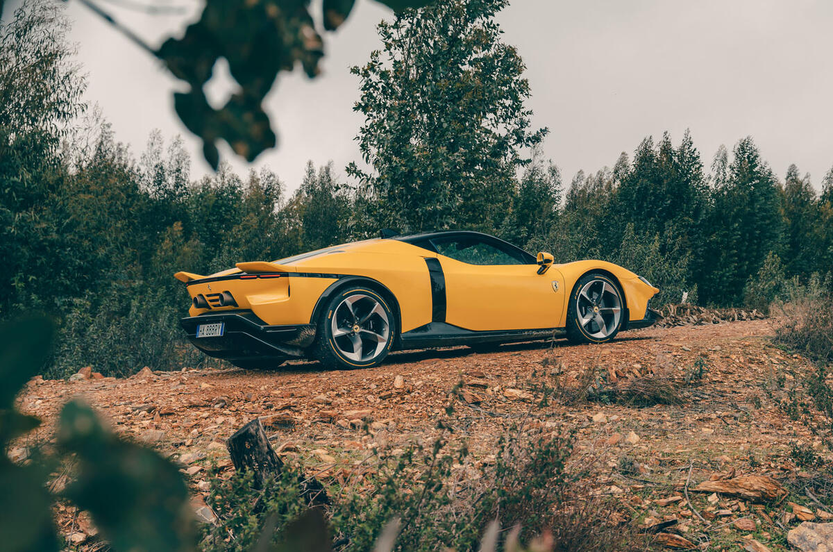 Ferrari 849 Testarossa review 2026 040