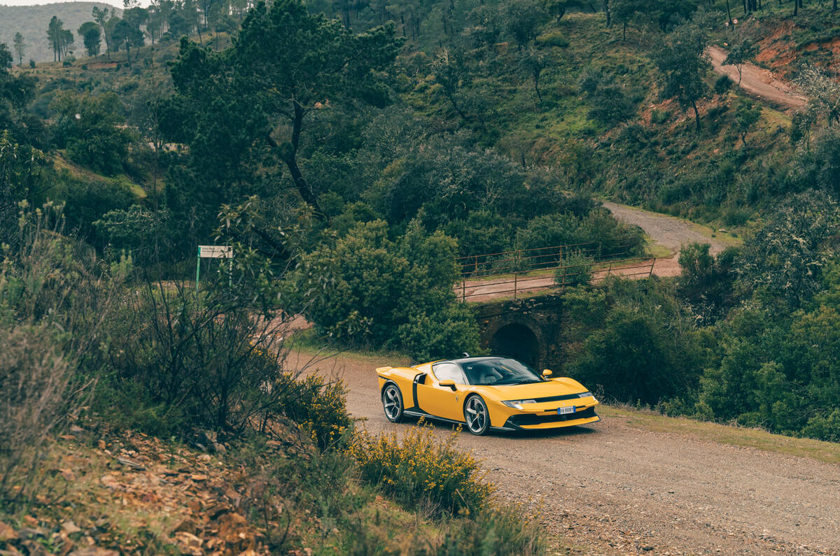 Ferrari 849 Testarossa review 2026 041