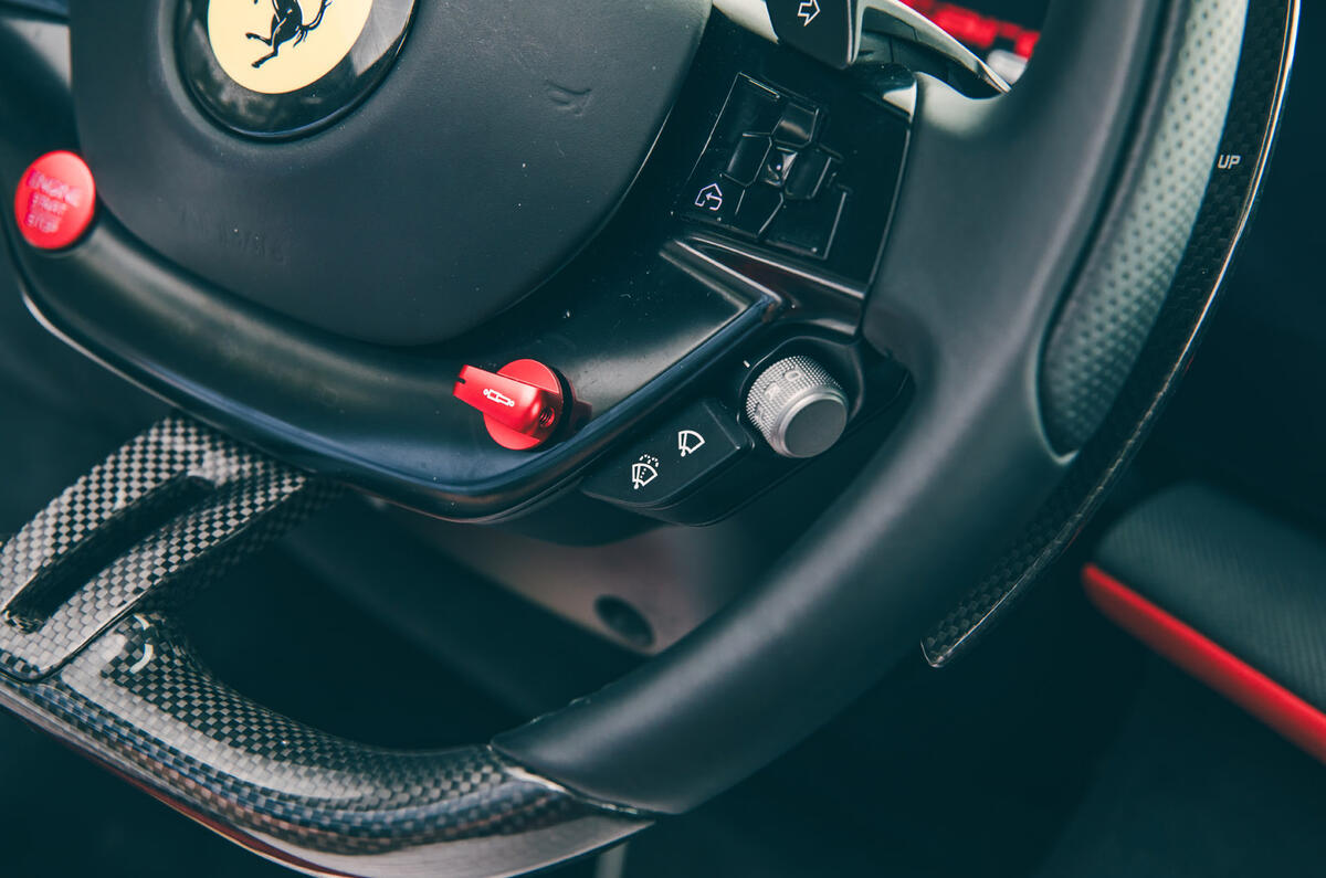 Ferrari 849 Testarossa Spider review 2026 020