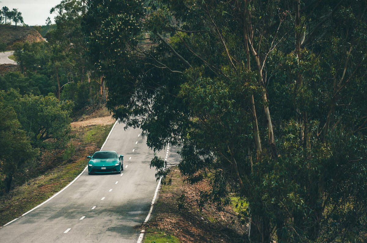 Ferrari Amafi review 2025 070