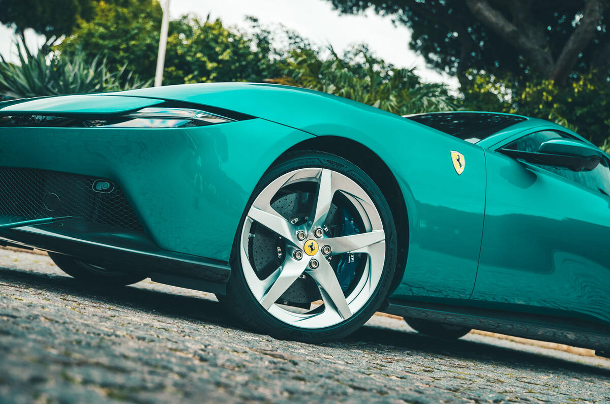 Ferrari Amafi review 2025 073