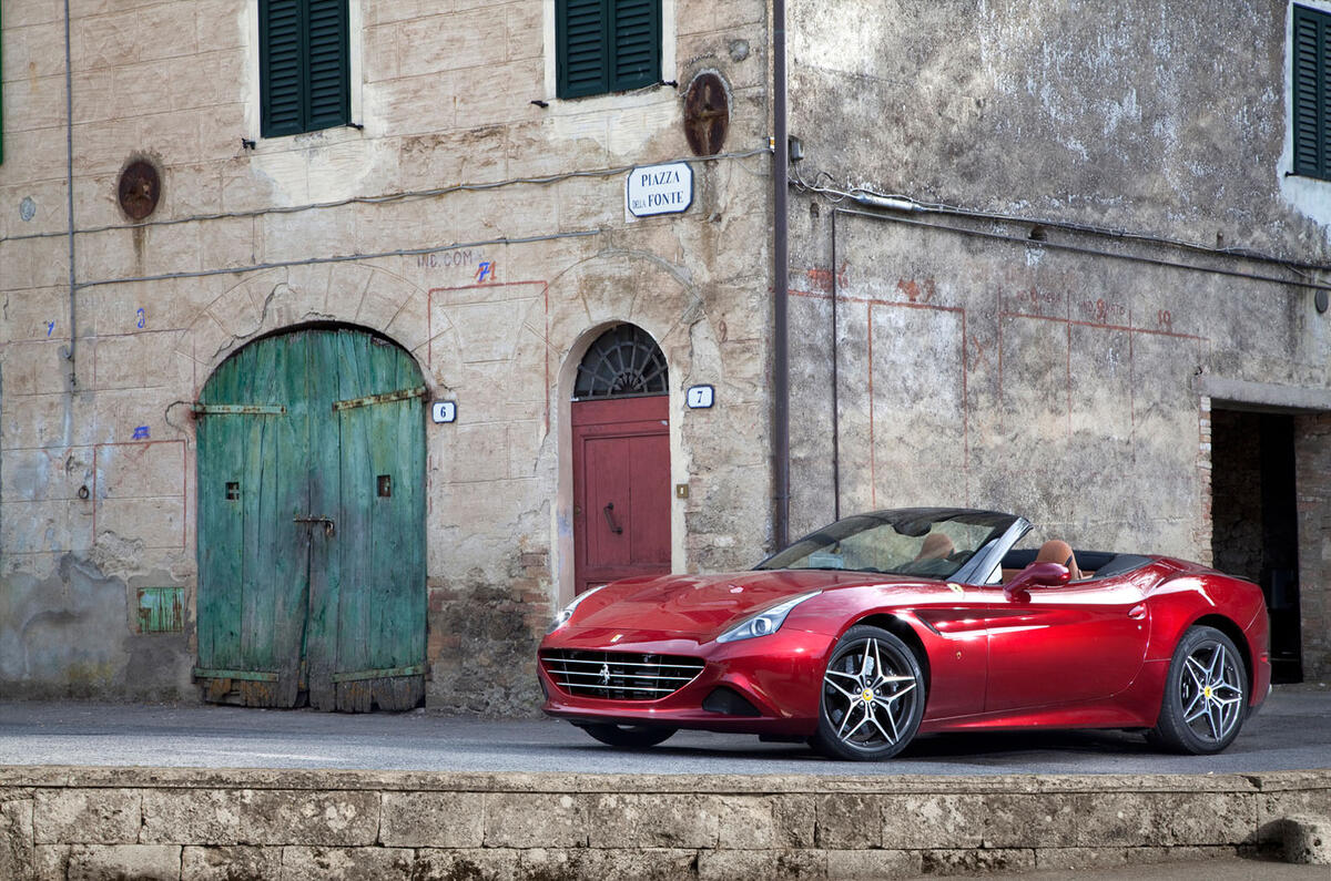 4 star Ferrari California T