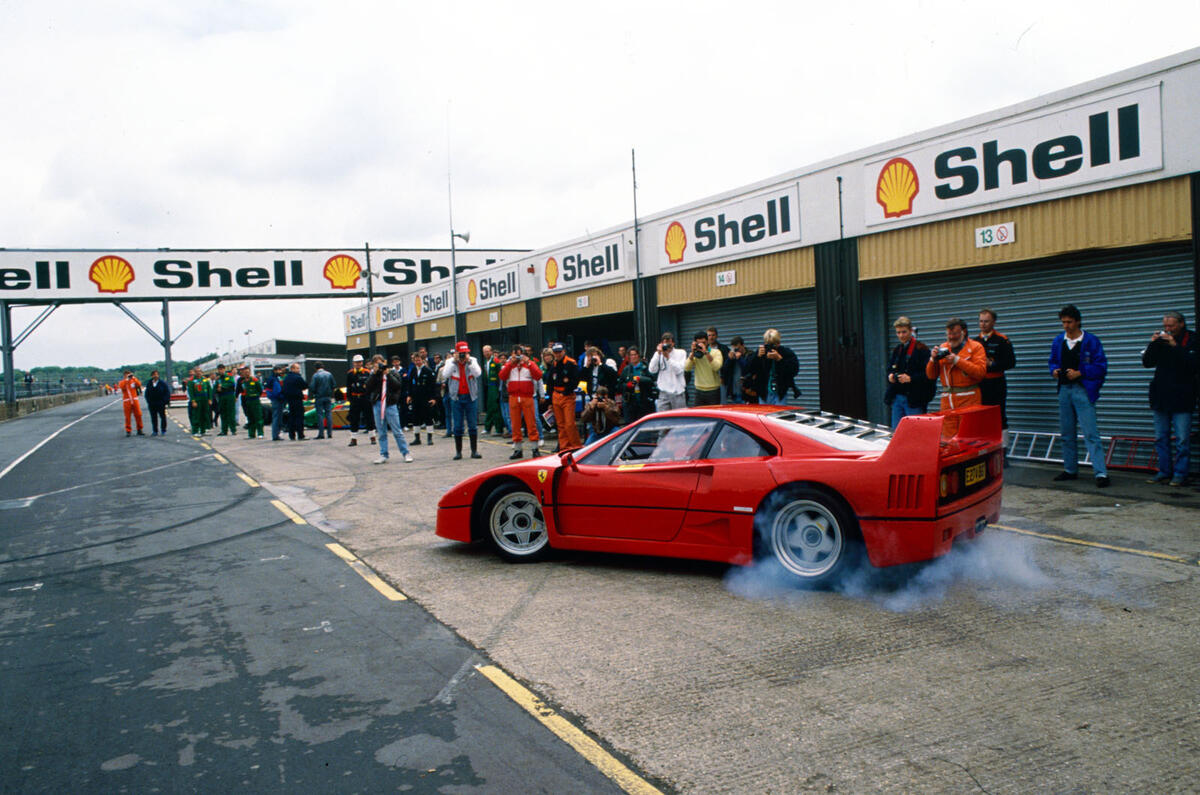 Ferrari F40 in the pit lane