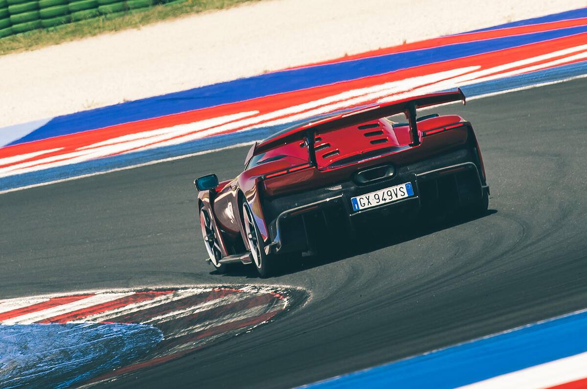 Ferrari F80 review 2025 003