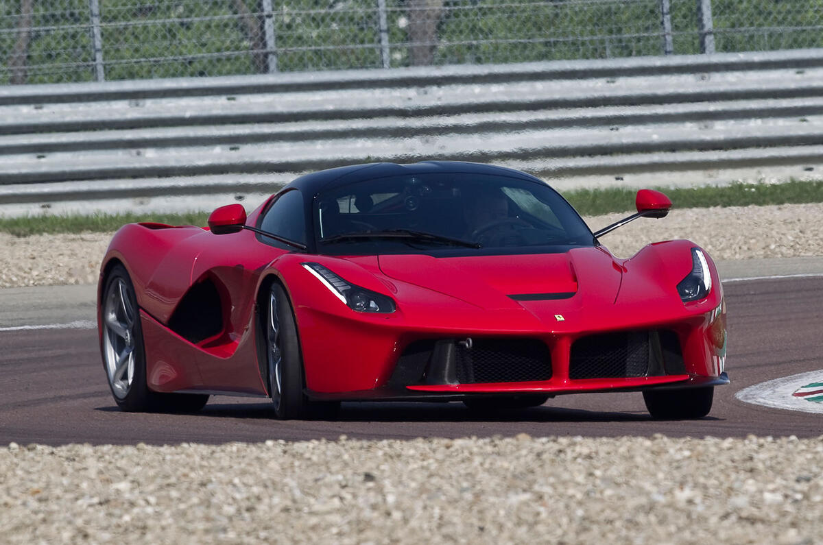 Ferrari LaFerrari hard cornering