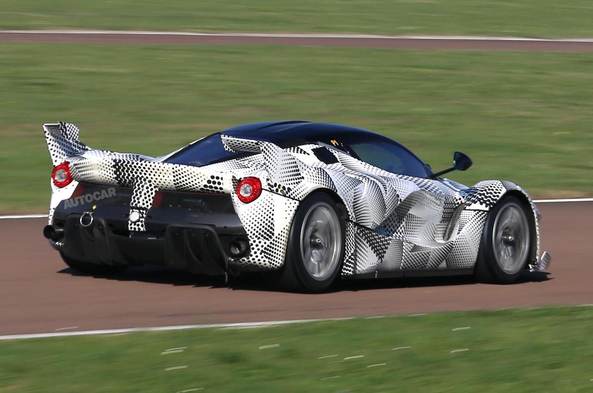 Hard-core LaFerrari XX spotted testing ahead of 2015 launch