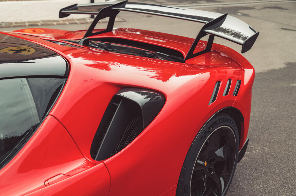 ferrari sf90 xx stradale 2023 12 air intakes ferrari sf90 xx stradale 2023 12 air intakes