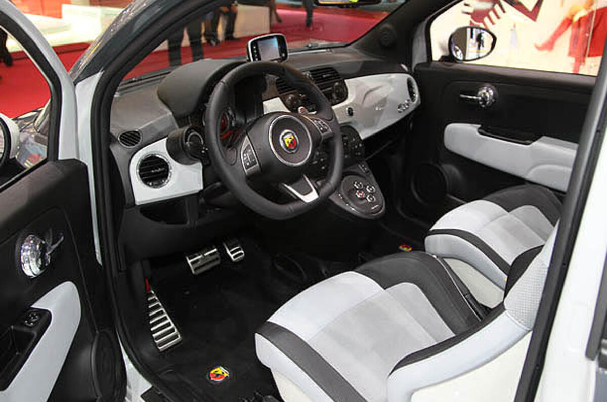 no title Paris show: Abarth 500C + Punto Esseesse