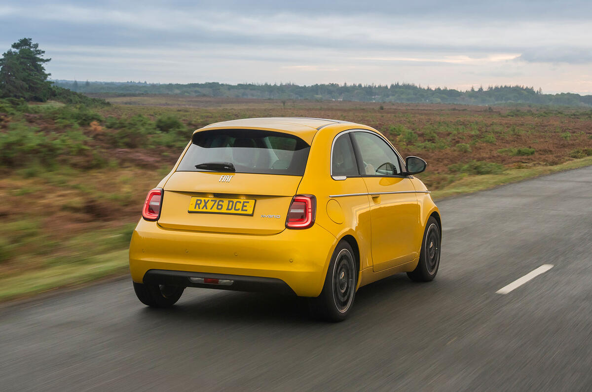 Fiat 500 Hybrid 2026 068