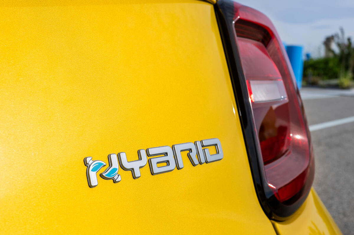 Fiat 500 Hybrid review 2025 004