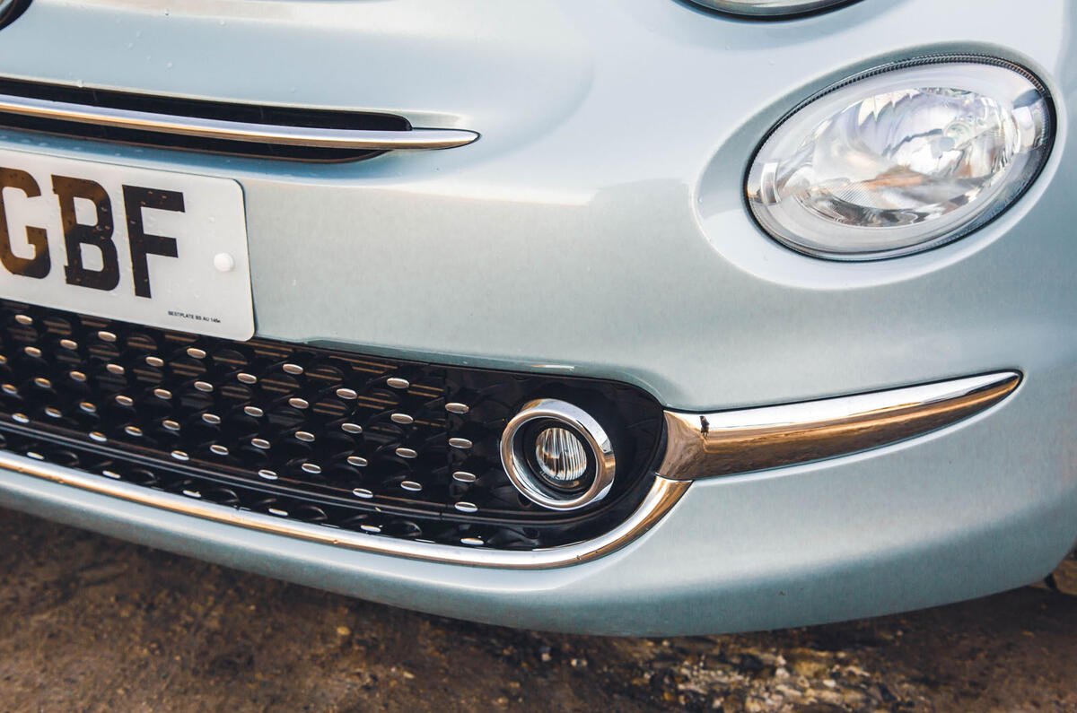 fiat 500c hybrid review 2024 06 trim