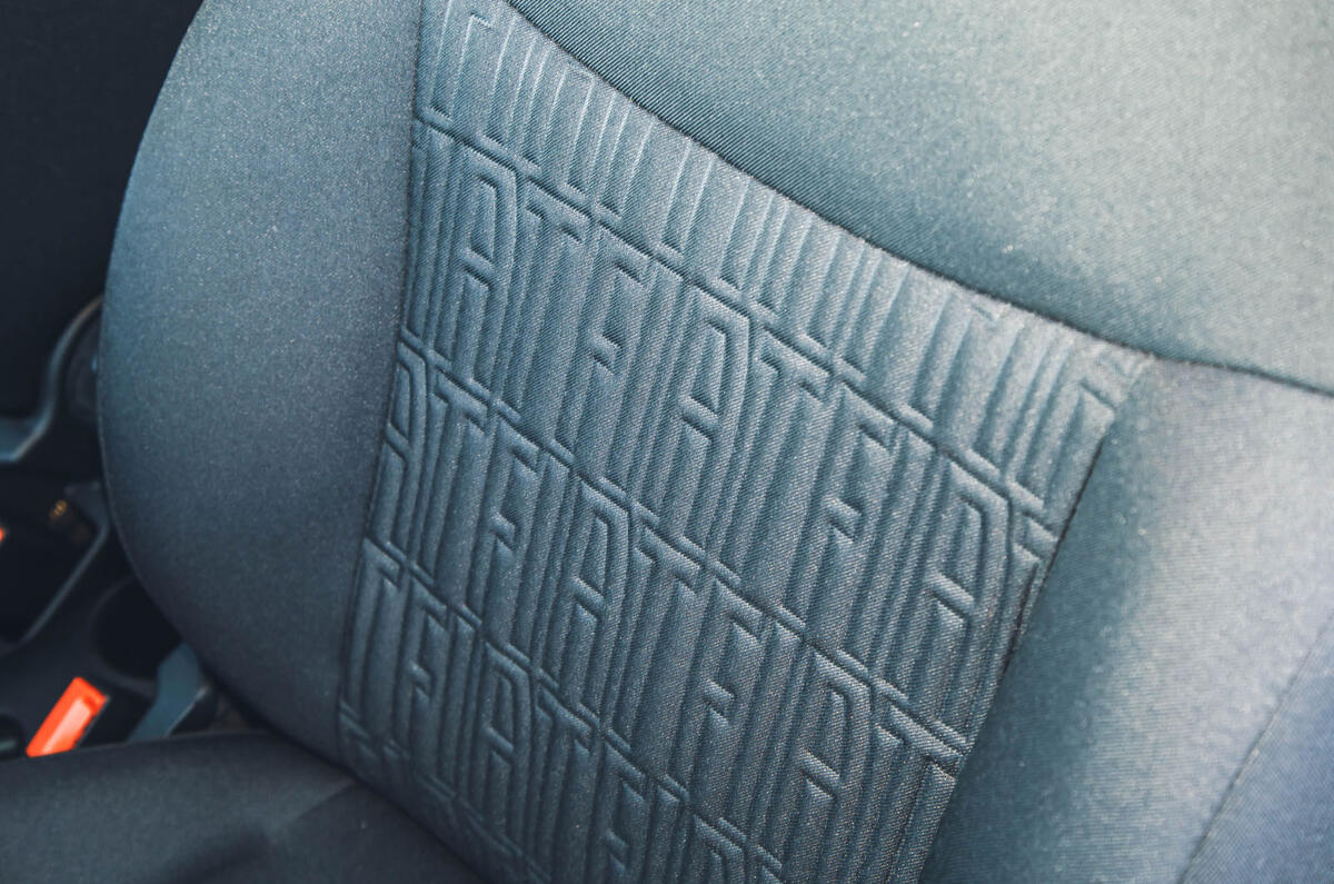 fiat 500c hybrid review 2024 16 seats trim