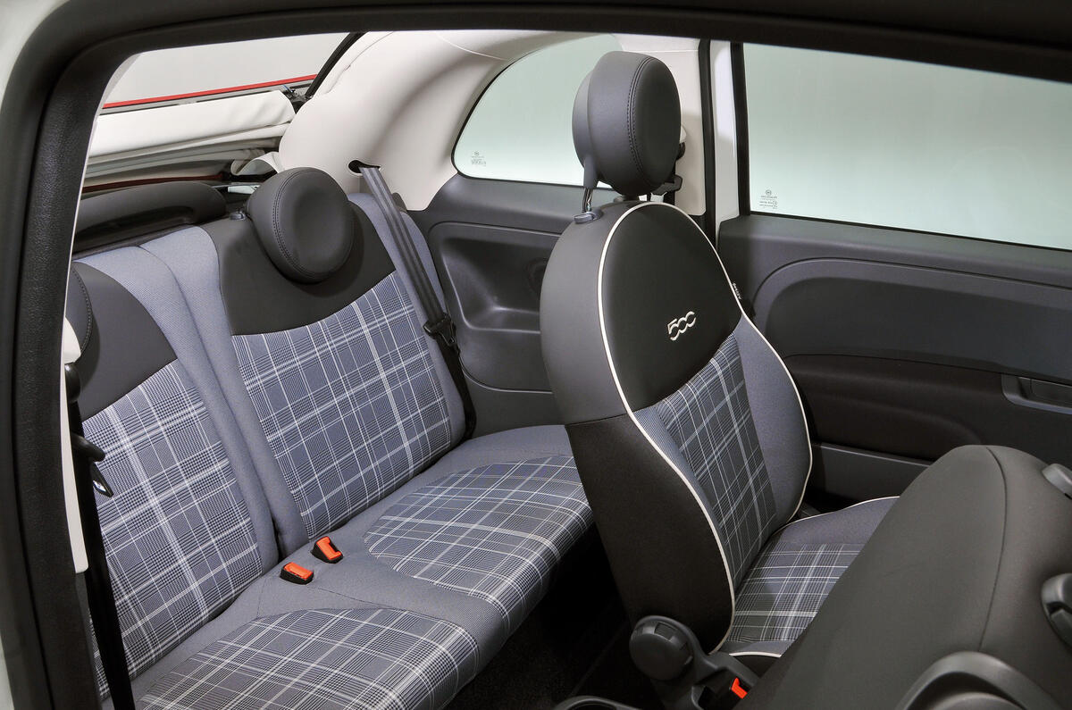 Fiat 500C rear seats