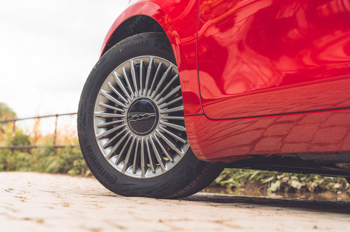 FIAT 500e avis 2025 005