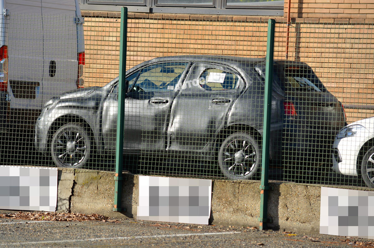 Baby Jeep and Fiat 500X SUVs set for 2015 launch