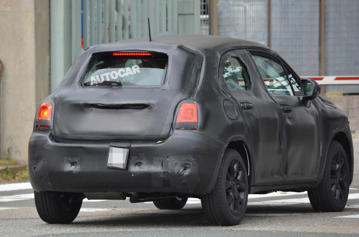 Fiat 500X SUV set for 2015 launch