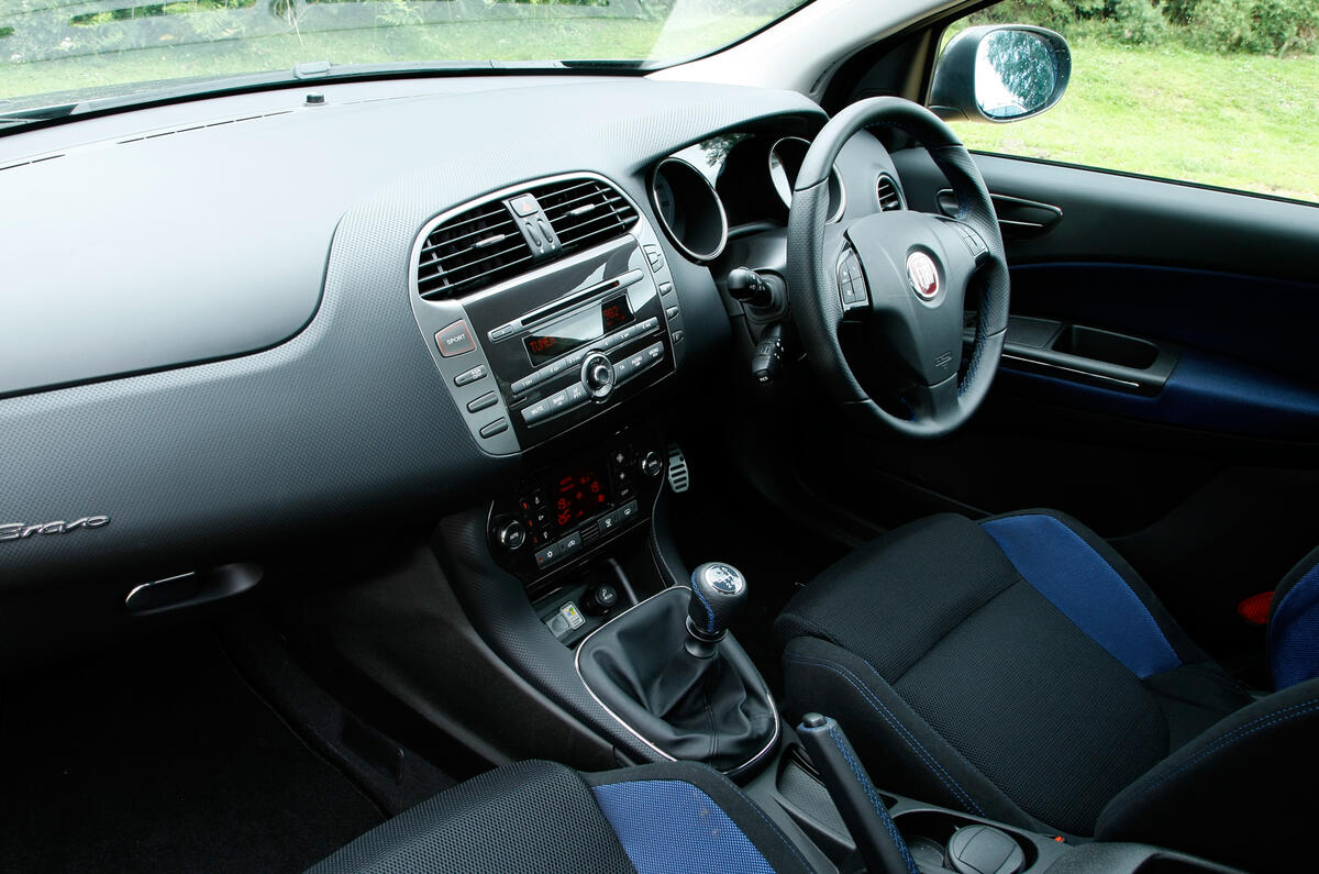Fiat Bravo interior