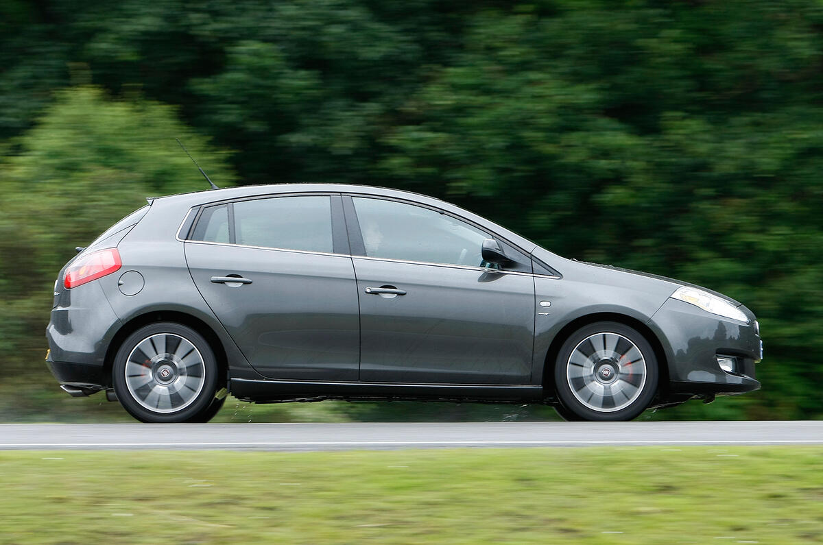 Fiat Bravo side profile