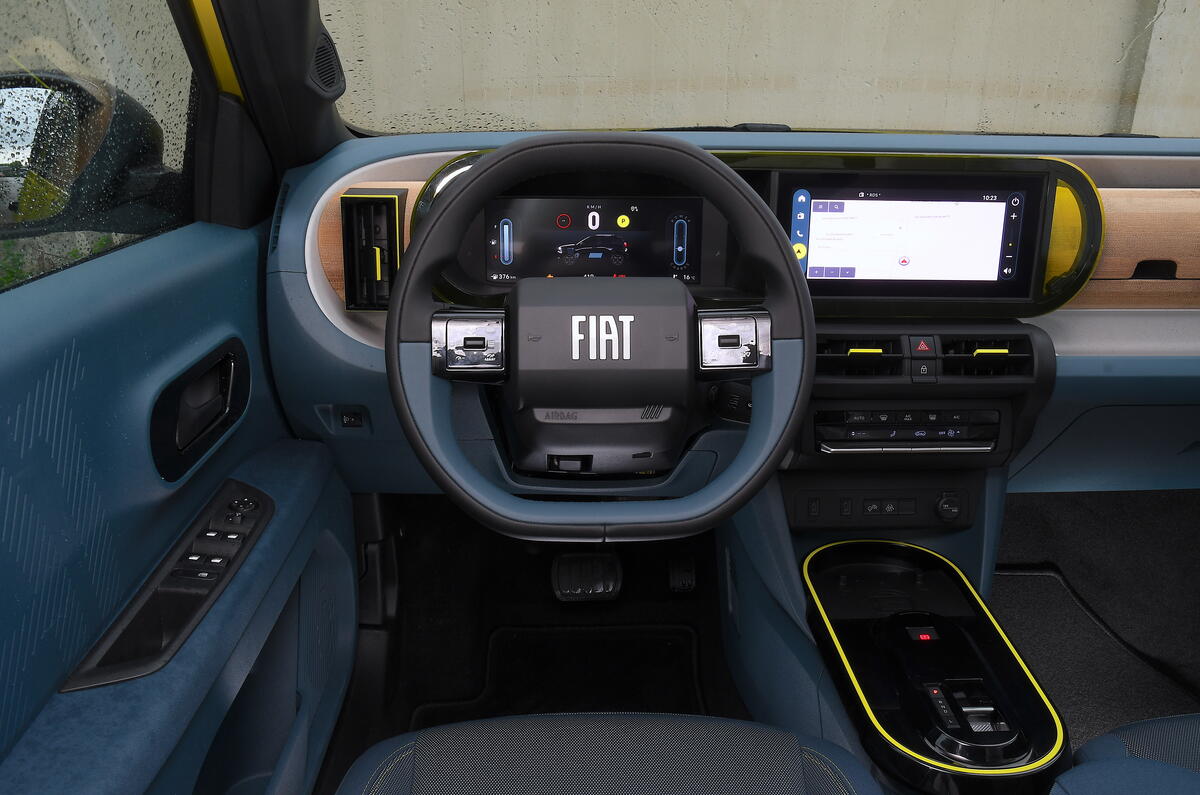 Fiat Panda Hybrid 2025 jb20250520 9687