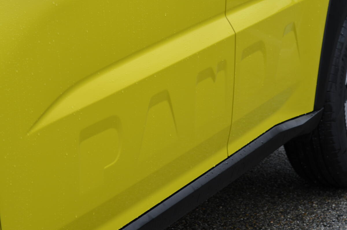 Fiat Panda Hybrid 2025 jb20250520 9703