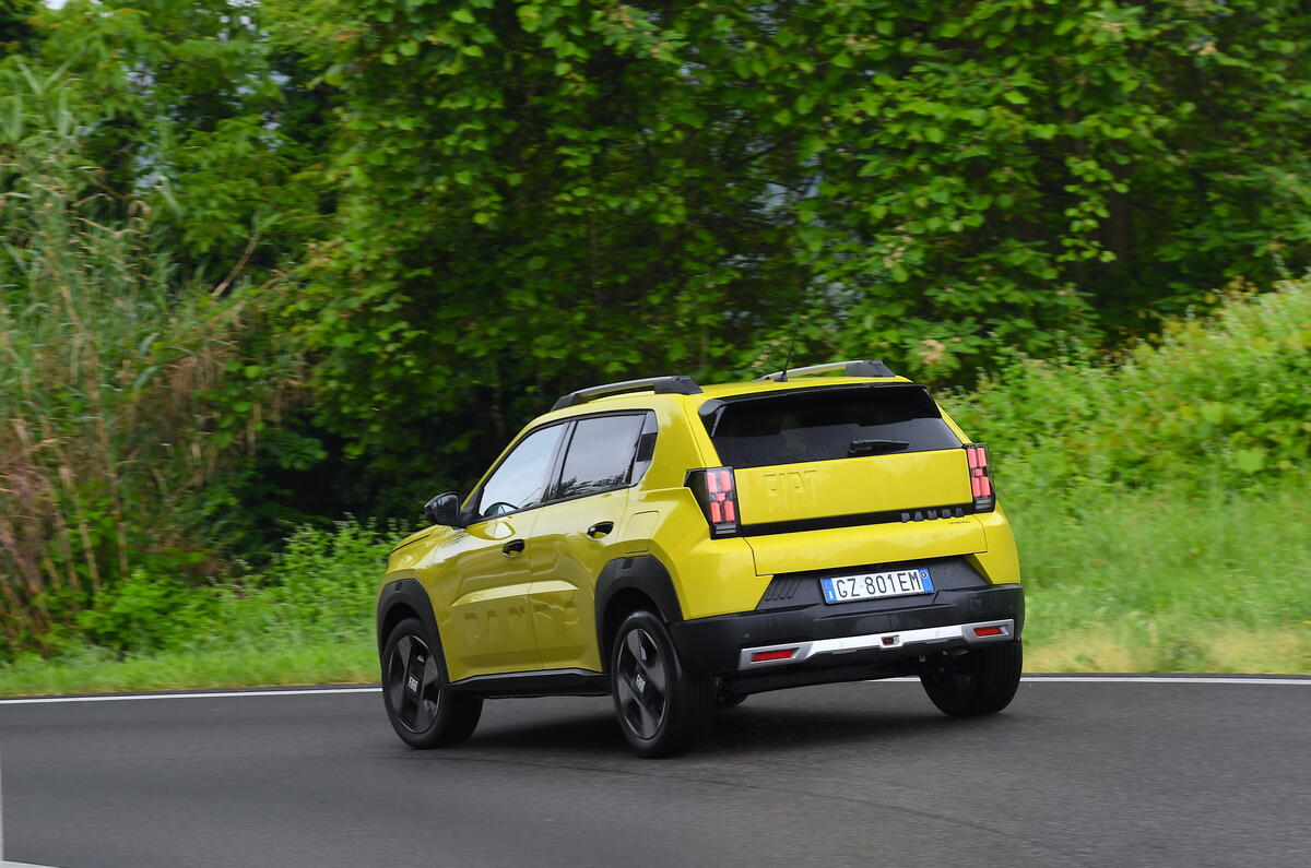 Fiat Panda Hybrid 2025 jb20250520 9706