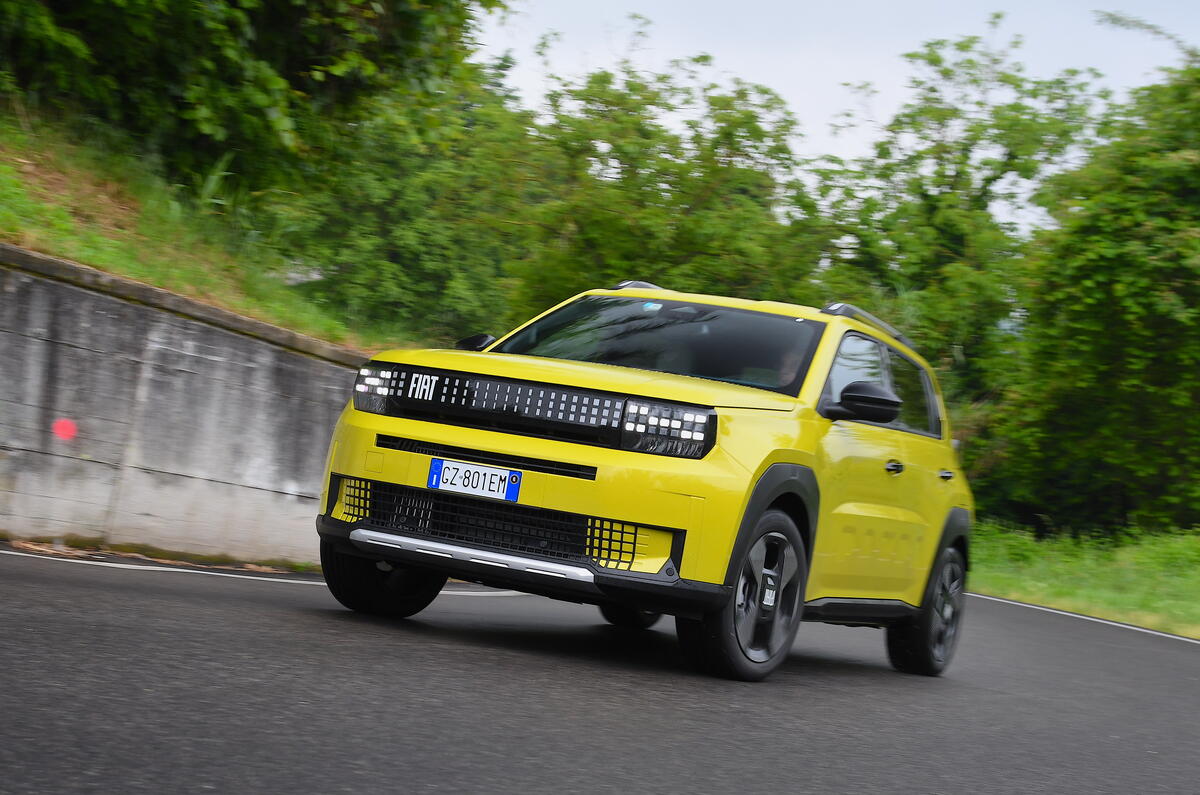 Fiat Panda Hybrid 2025 jb20250520 9708