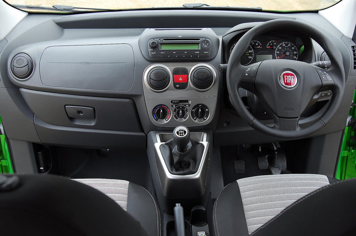 Fiat Qubo dashboard