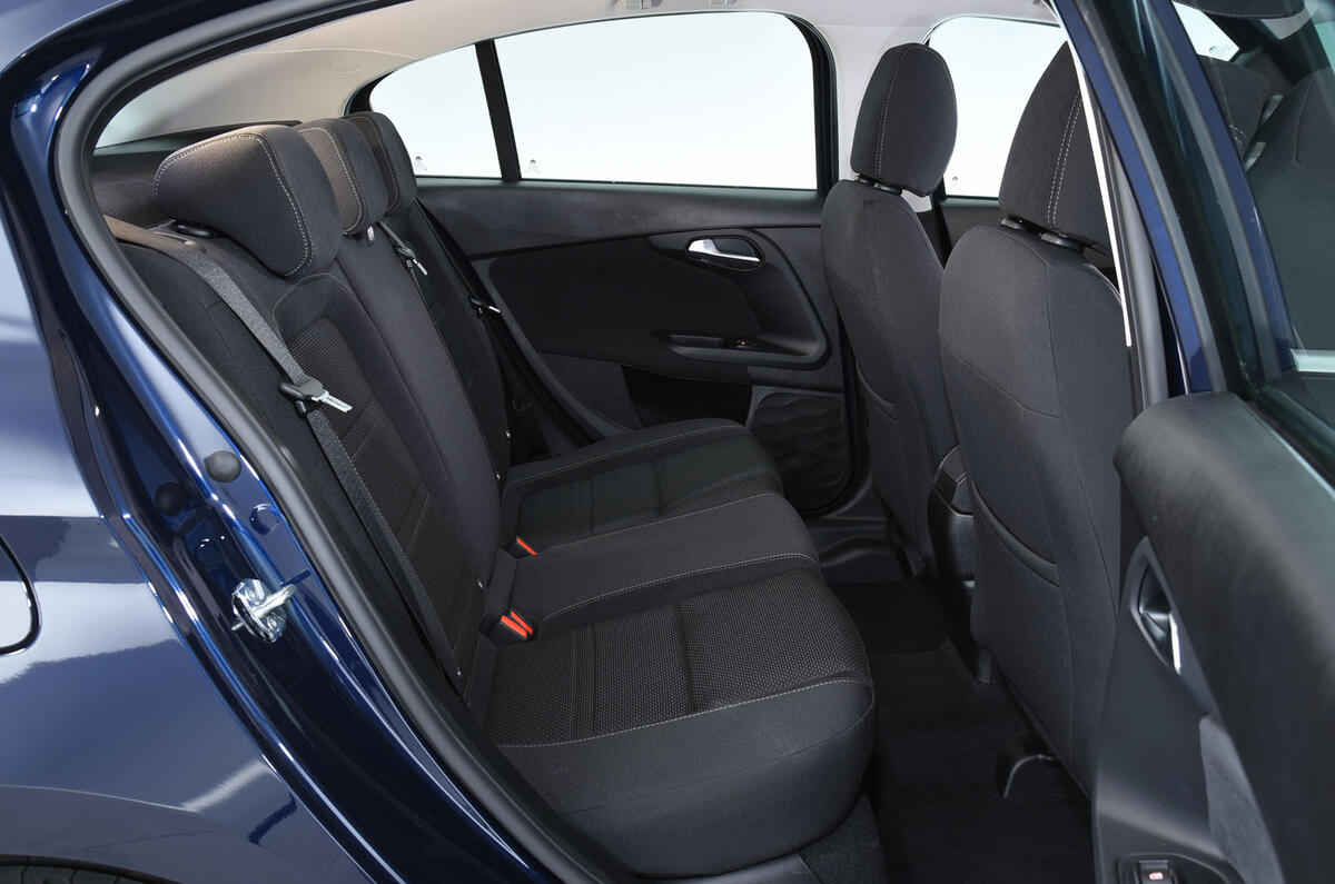 Fiat Tipo rear seats