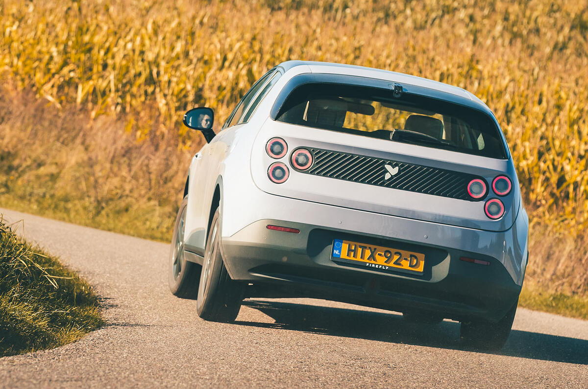 Firefly review 2025 003