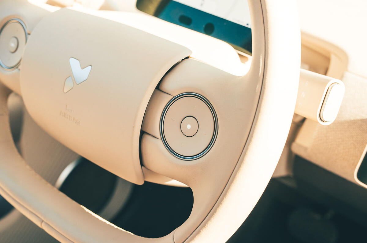 Firefly review 2025 012