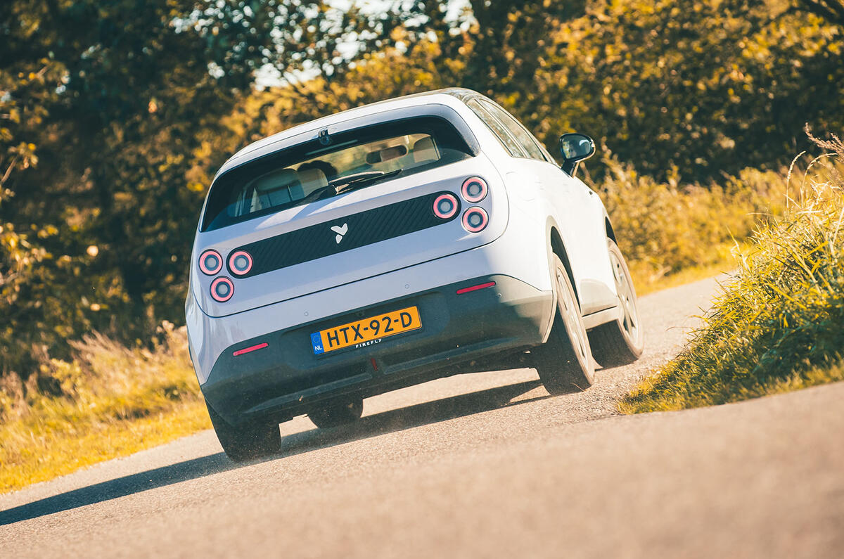 Firefly review 2025 019