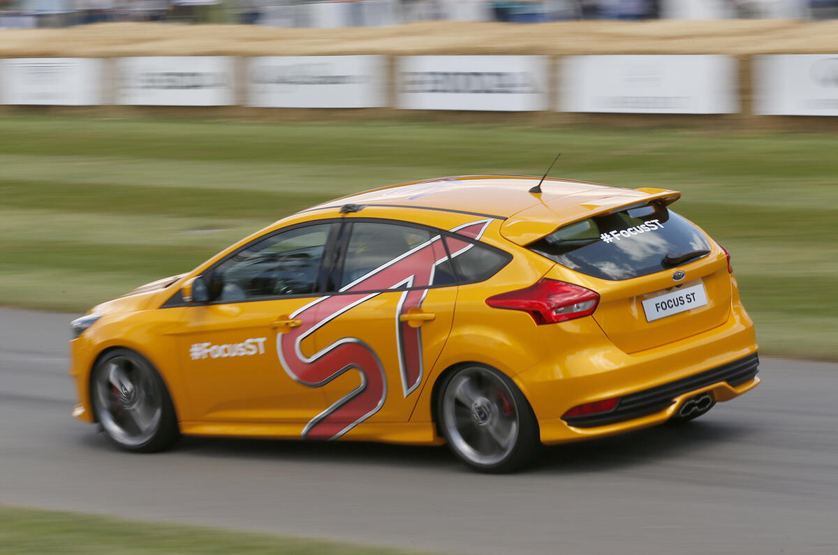 Revised Ford Focus ST revealed