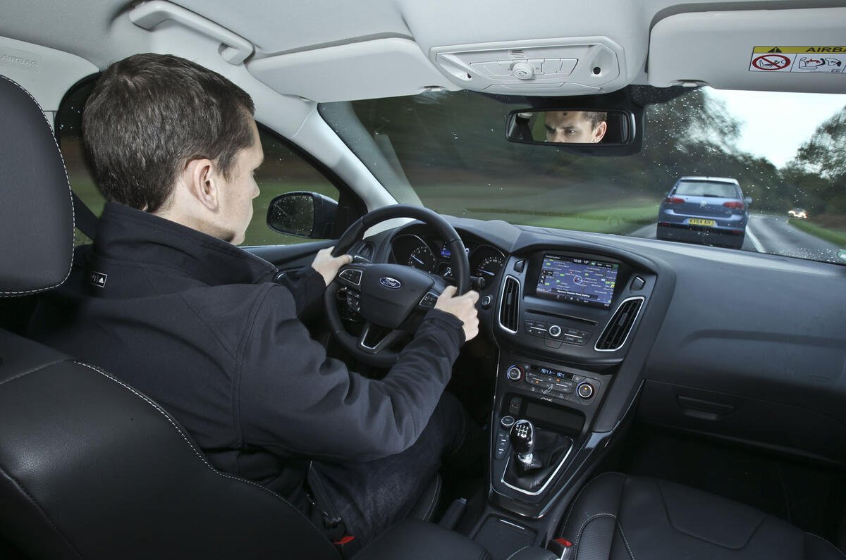 Comparison: Ford Focus versus Volkswagen Golf