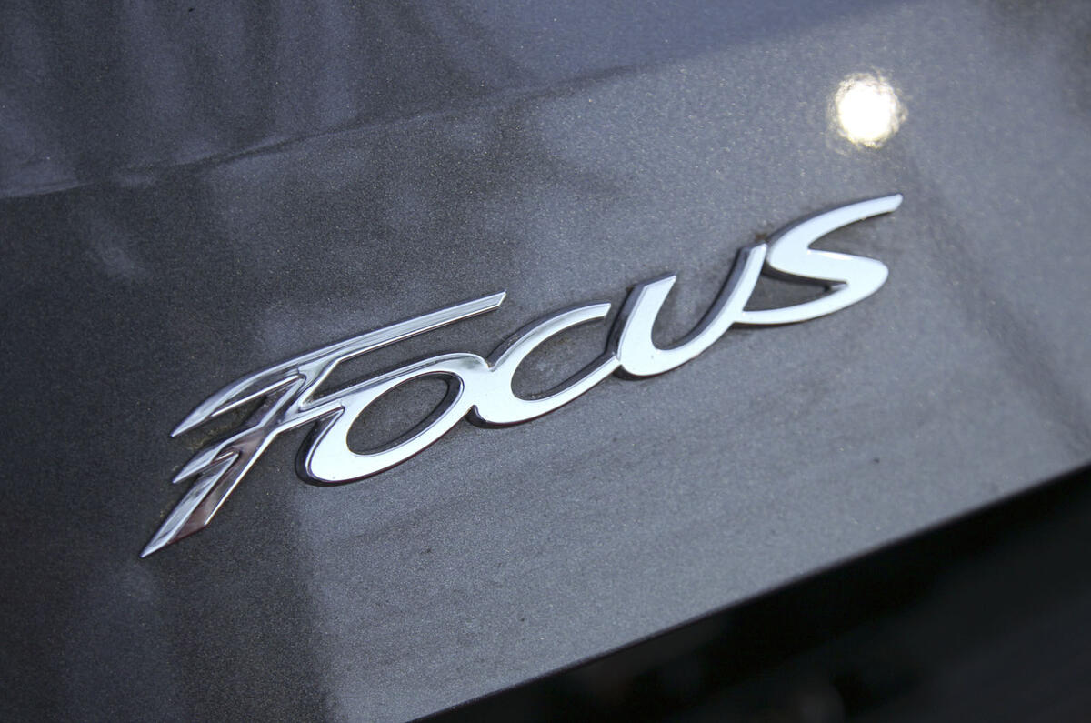 Comparison: Ford Focus versus Volkswagen Golf