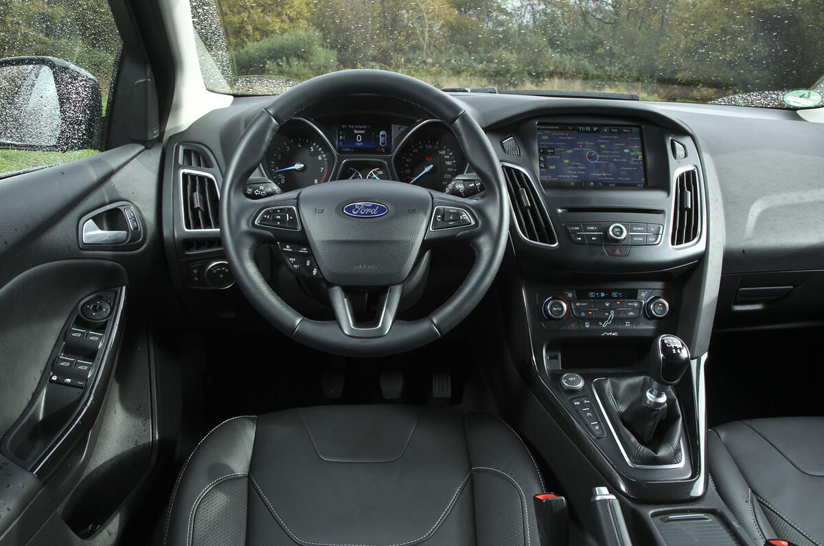 Comparison: Ford Focus versus Volkswagen Golf