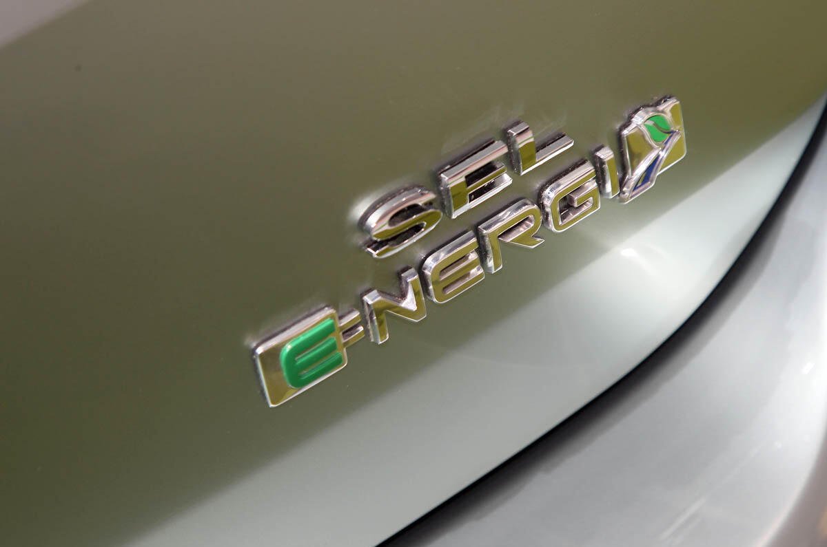 Detroit motor show: Ford C-Max hybrids