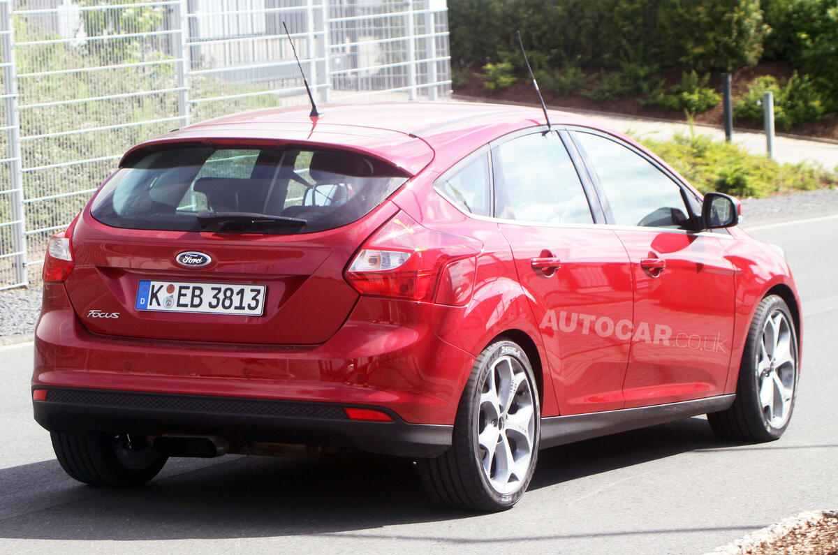 Ford Focus ST - new pics
