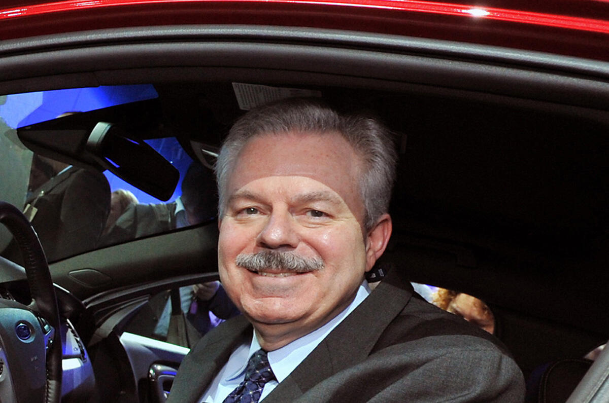 Two senior Ford chiefs retire