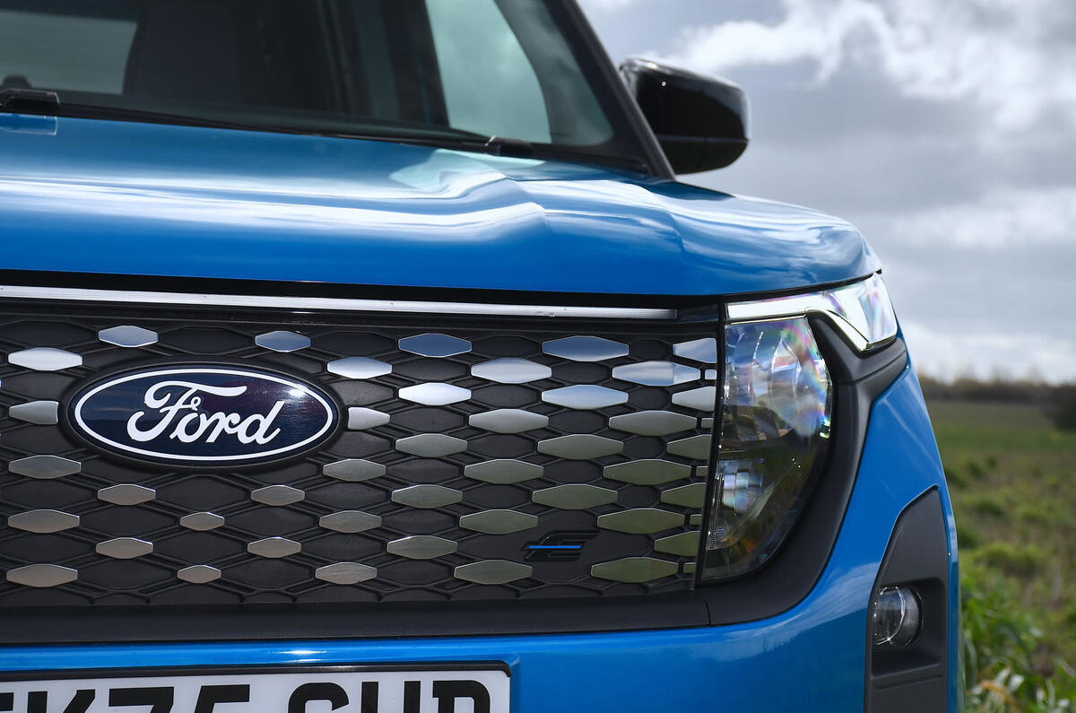 Ford E Tourneo Courier review 2026 004